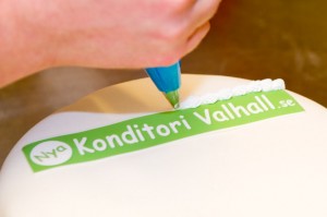 Konditori Valhall - Dagliga arbetet - Bildtårta