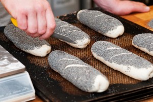 Konditori Valhall - Dagliga arbetet - Bröd & Bullar