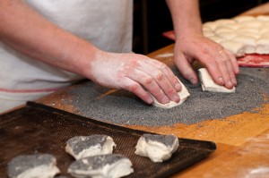 Konditori Valhall - Dagliga arbetet - Bröd & Bullar